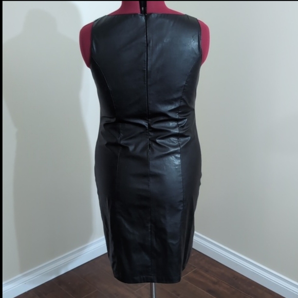 Laurence Roy| Black Faux Leather Sleeveless Midi Dress With Slit Distressed - Picture 4 of 15